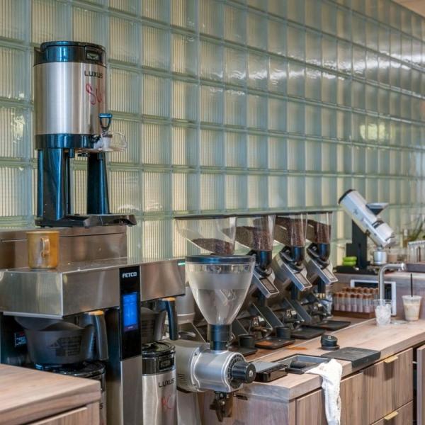Coffee Makers, Brewers & Service Supplies