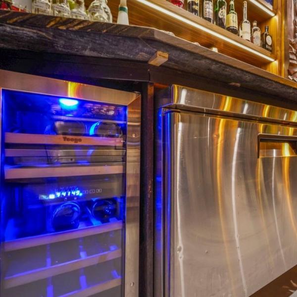 Beverage & Bar Coolers