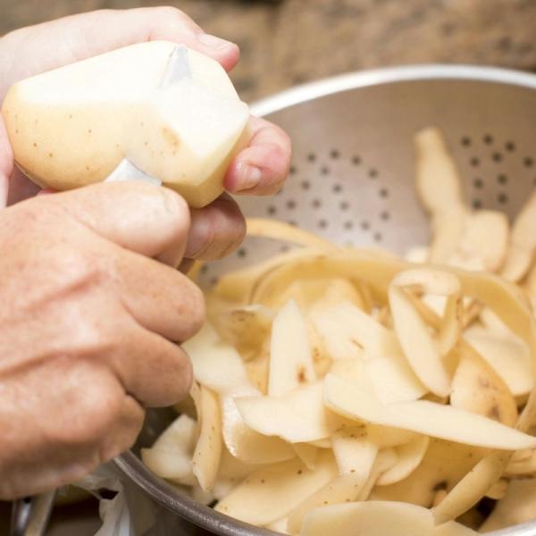 Colanders & Sieves